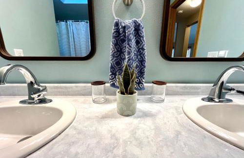 Valley View Home with Game Room, & Exclusive Beach & Pool Access - Foto 18