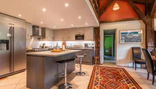 Spacieuse Ferme 6 Chambres aux Gets, 17 Pers, 4 SDB, Balcon, Wi-Fi, Parking Privé, Navette Hiver - FR-1-671-118 - Foto 2