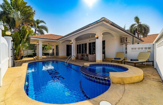 Private 4 Bedroom Pool Villa - NG411 - Photo 1