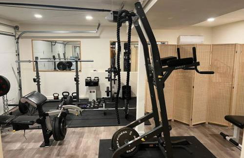 Hot Tub Steam Shower Gym in Charming Family Home! - Photo 26