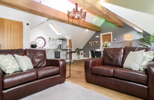 The Coach House - Photo 5