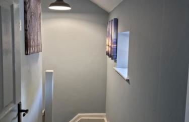 Dare Valley Cottage Ex miners cottage Near Zip World Pen y fan Waterfalls - Photo 17