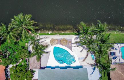 Waterfront Villa with Beach, Game Room, Cinema and Spa - Foto 53