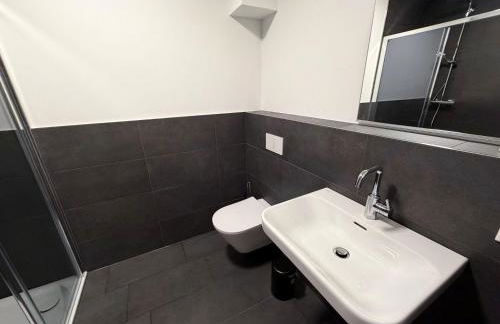 Zentrales Apartment mit Dachterrasse und Parkplatz - Foto 11