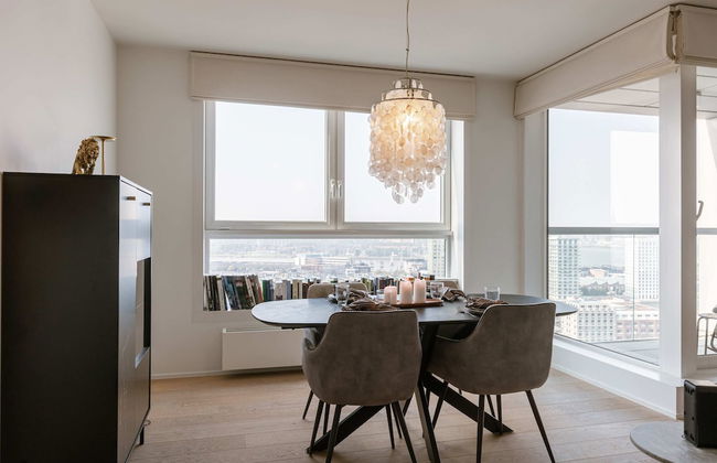 Modern Antwerp Apartment With City Views 2 Bedrooms - Photo 10