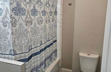 Green-Door Brownstone Private Room - BD 2 - Foto 14