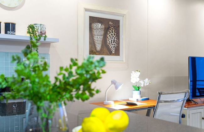 Eden on the Bay 150 by HostAgents - Photo 12