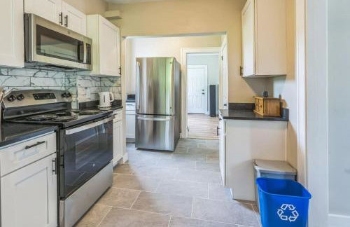 Where Classic Charm Meets Modern Serenity - Foto 12