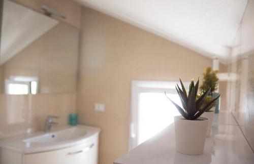 Sestri Chic - A Due Passi dal Mare - Photo 35