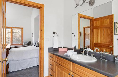 The Lodge, 'North Woods' style, boutique Galena Getaway! - Foto 19