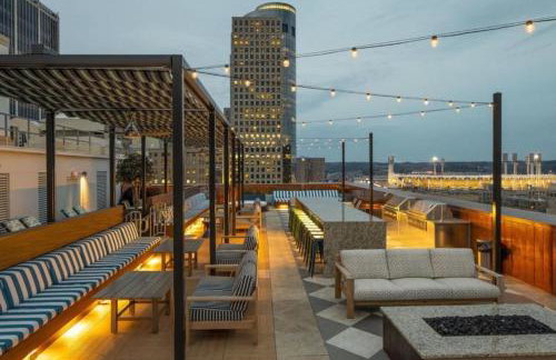 CBDOTR 24-7 Gym Pool Rooftop Steps to Stadiums - Foto 50