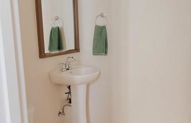 Centrically Located Hillsboro Home - Foto 8