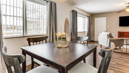 Pet Friendly Walk to Park and Cafe - Foto 2