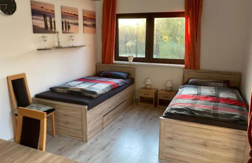 Ferienwohnung mit Terrasse - Foto 1