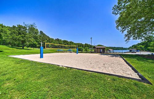 Lakefront Retreat with Game Room in Bella Vista! - Foto 36