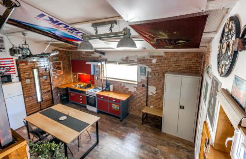 Industrial style studio house Eni, with Parking, BBQ, AC in Marčana, Ferienwohnung - Foto 26