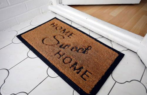 Spacious 3BR by Avalora Shortlets & Serviced Accommodations Queensway with big garden, Near train station - Foto 23