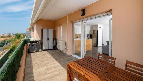 Large and beautiful apartment with panoramic sea views - Foto 2, furniture