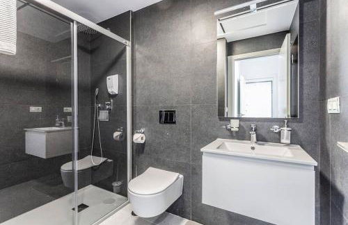 Sea view stylish apartment - Foto 18