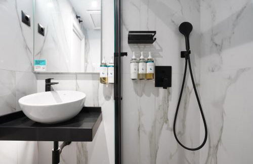 Numa Madrid Goya - Photo 94