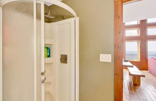 Stone Ledge Refuge with private hot tub - Foto 18