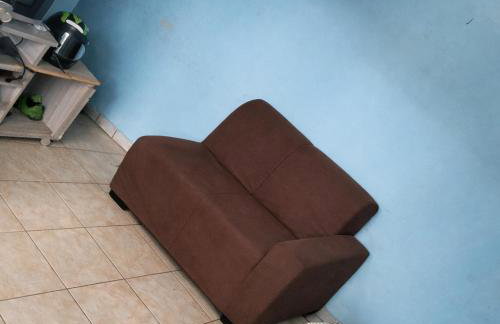 Casa inteira com árvore e rede perto do Aeroporto de CG - Foto 9