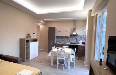 CASA DANTE: Oneglia Centro-Marina-Spiagge (3 min) - Foto 11