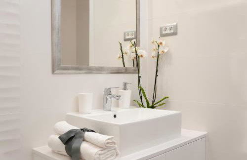 The Beach Apartments - Photo 22