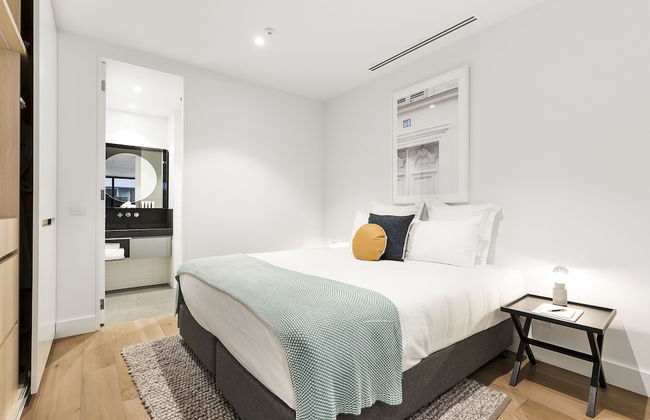 Tyrian Serviced Apartments - Albert Park Lake - Photo 7