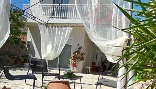 Marilen - Foto 3, Garden view