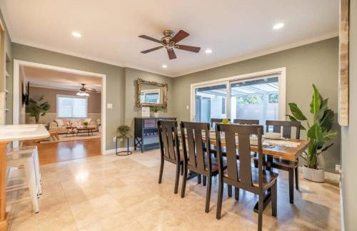 Marbella Lane - Charming 4BR Bungalo for Relaxing Retreat - Foto 37