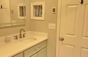 Evergreen Retreat- next to Timberline Lodge - Photo 13