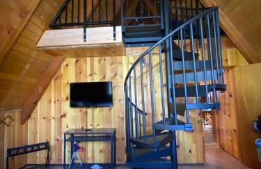 Knotty Pines Lodge - Foto 8