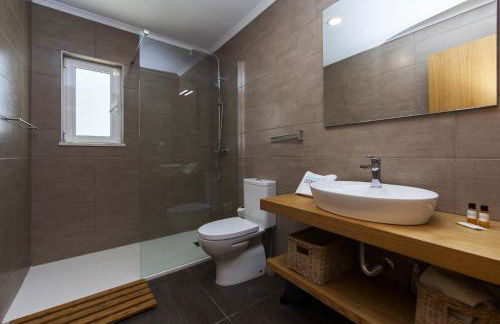 D13 - Eiras Velhas Holiday House in Almádena - Foto 39