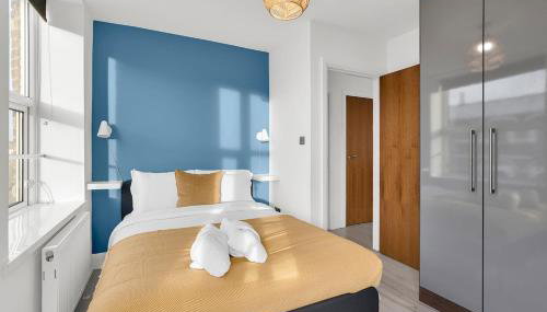 1-Bedroom Apartment in Central Balham - Foto 3, towels, wardrobe