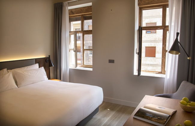 Prisma Suites - Photo 10