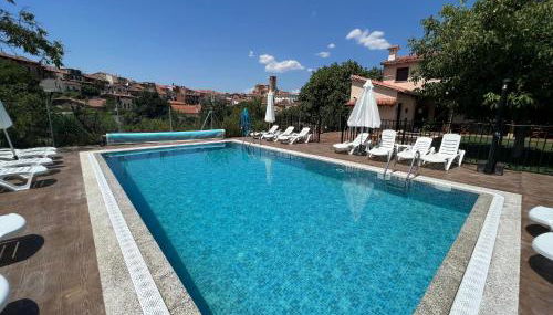 APARTAMENTOS DOÑA JIMENA DEL AMBROZ 4 Estrellas complejo único en el centro del pueblo - Foto 3