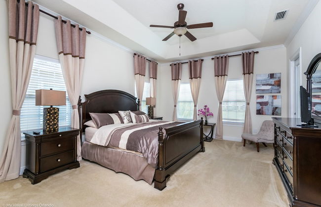 Elegant 5 BD, 5 BH Villa - Foto 3