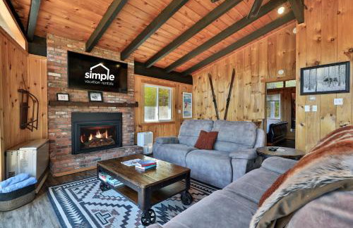 RoundTop Chalet - Hot Tub, Fire Pit & Mountain Views near Killington & Okemo - Foto 22