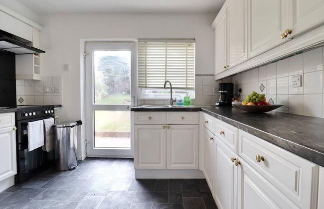 Skyvillion - Valley Way - 3bed House In Stevenage - Foto 27