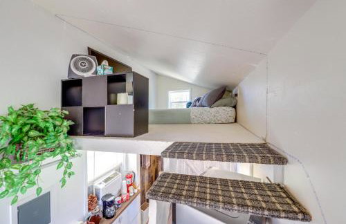 11 Mi to Heavenly Resort Pet-Friendly Tiny Home - Foto 9