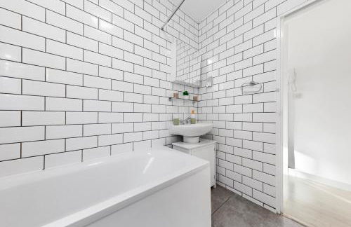 Spacious Lux Four-Bedroom Living - C London & Westminster - Photo 7