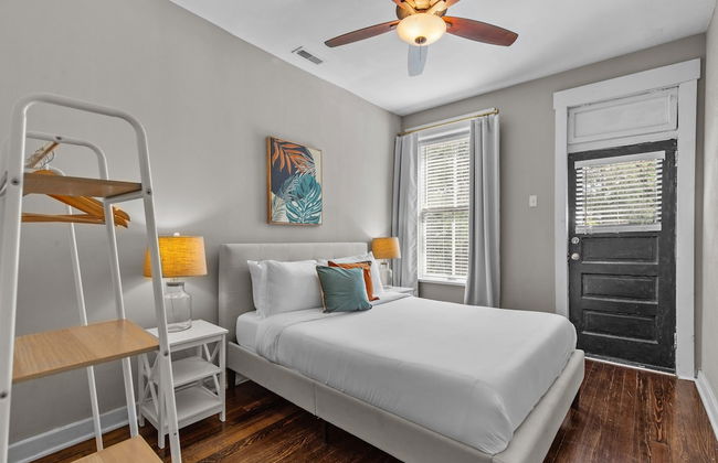 Cozy Shaw Sanctuary | JZ Vacation Rentals - Photo 10