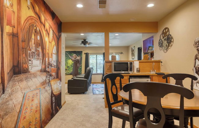 Dream Catcher by Avantstay Deck, Fire Pit, Movie Theater, Game Garage - Foto 26