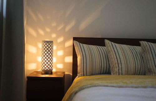 #StayinMyDistrict Modern Mid-Century Retreat - Foto 30