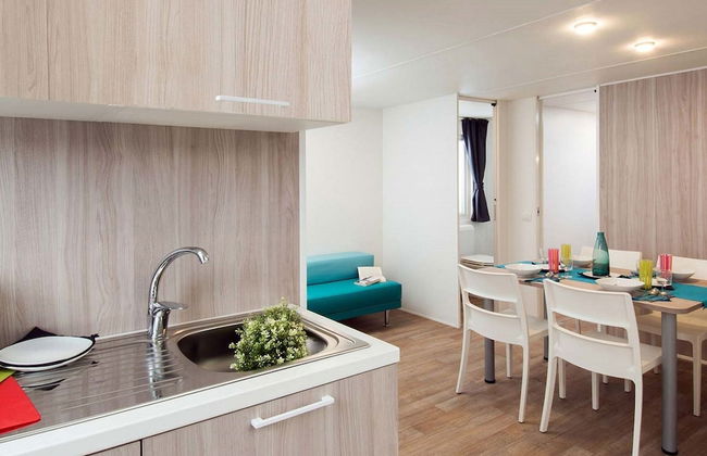 Peaceful Chalet Escape - Photo 4