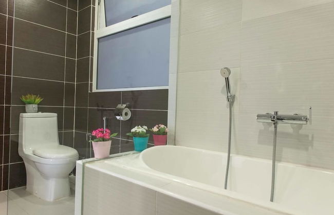 Encorp Marina Suites - Photo 29