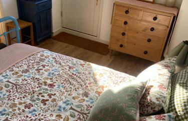 Cosy Cotswolds Self-Contained One Bedroom Cottage - Foto 16