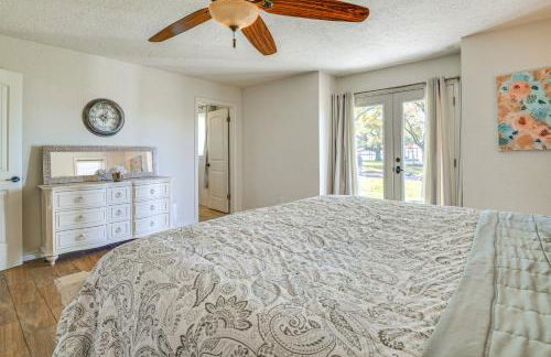 Modern Lake Conroe House with Lakefront Park and Deck! - Photo 10