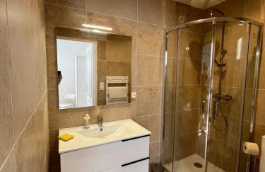 La Cigalière - Appartement Rez-de-Jardin - Foto 10